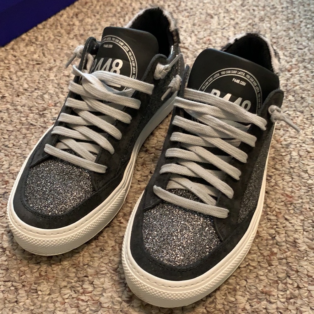 P448 Soho glitter sneaker in black, size 37